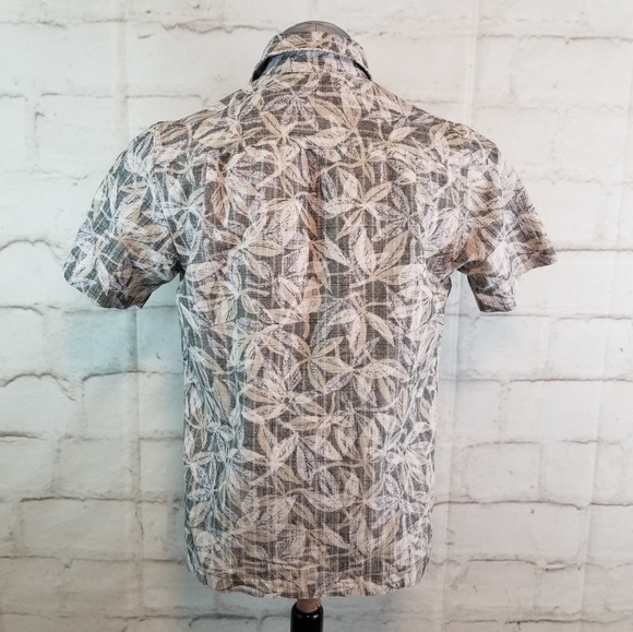 Van Heusen S Short Sleeve Floral Button-Down Shirt - Picture 4 of 6